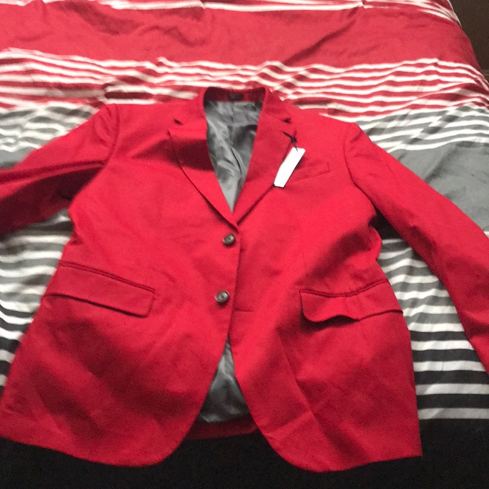 Men’s red blazer